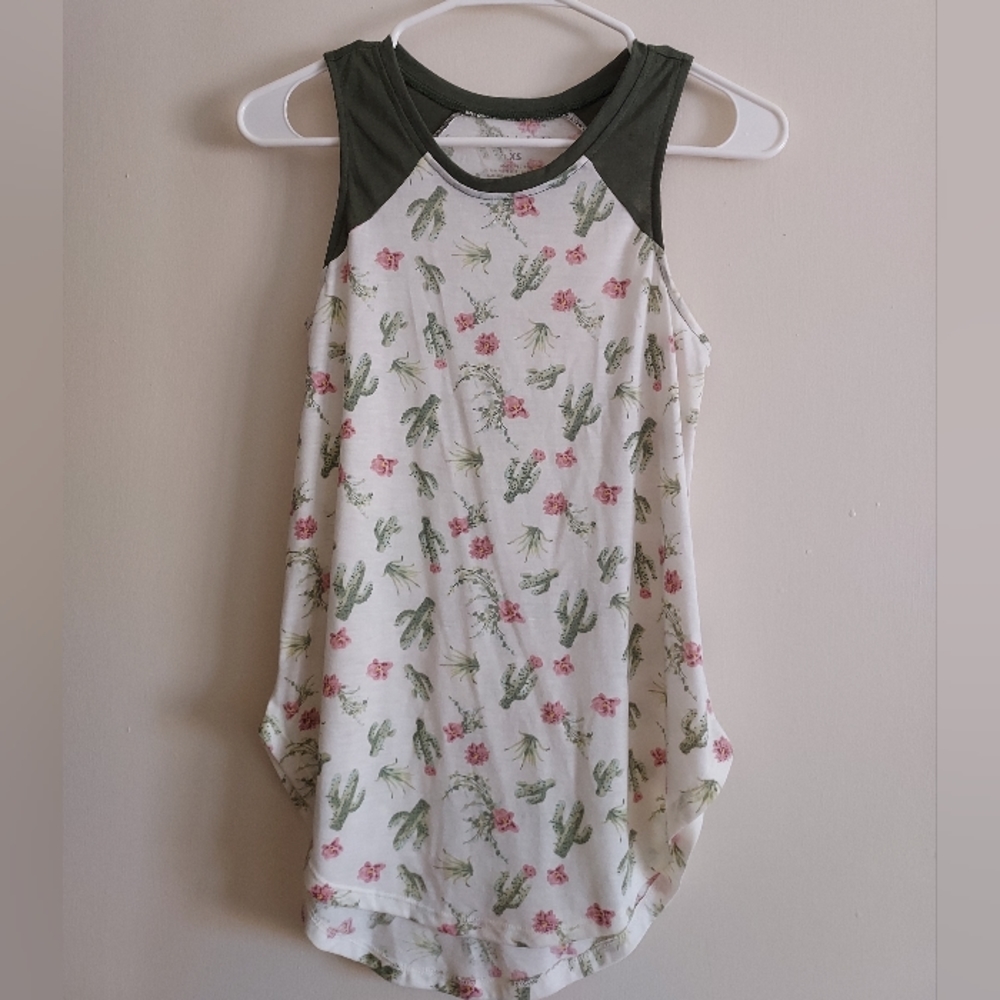 Womens adorable cactus loose tank